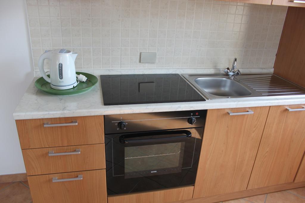 Lakeside Holiday Resort Domaso Room photo